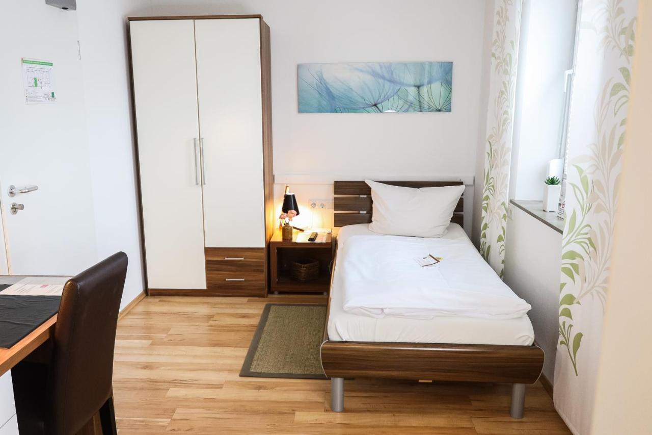 Gaestehaus Zur Linde Ingolstadt Esterno foto
